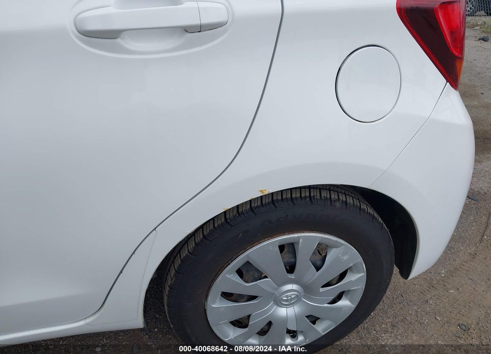2015 TOYOTA YARIS L VIN: VNKKTUD32FA032678