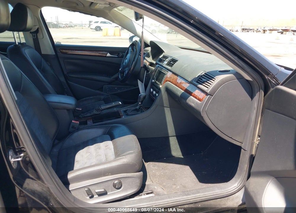 2012 VOLKSWAGEN PASSAT 2.0L TDI SEL PREMIUM VIN: 1VWCN7A39CC088059