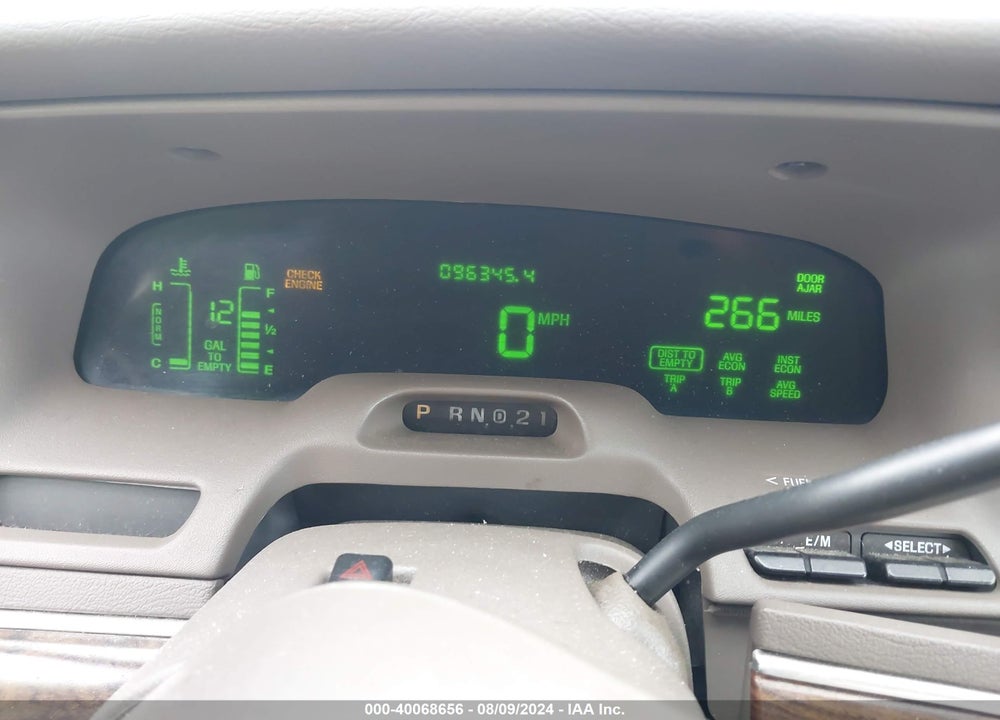 1998 MERCURY GRAND MARQUIS VIN: 2MEFM75WXWX698937