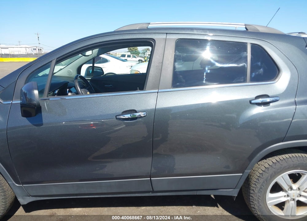 2018 CHEVROLET TRAX LT VIN: KL7CJPSB5JB670521