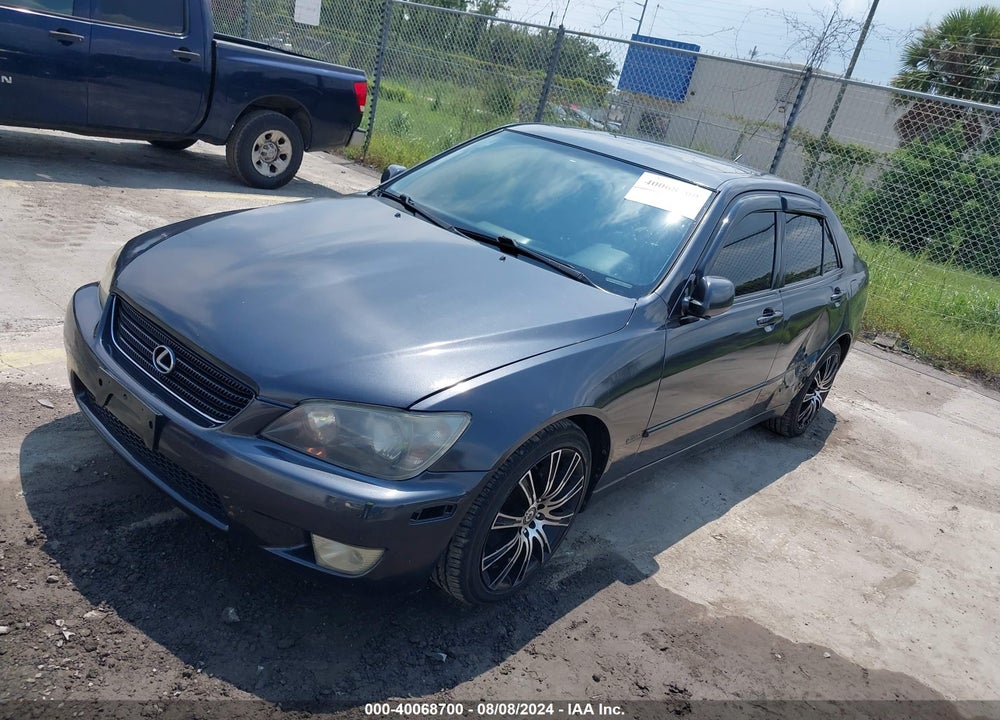 2001 LEXUS IS 300 BASE (A5) VIN: JTHBD182X10020166