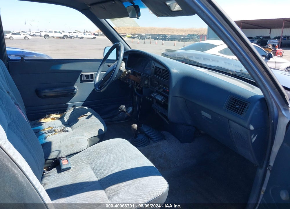 1989 TOYOTA PICKUP 1/2 TON EX LNG WHLBSE DLX VIN: JT4RN13P2K6009953