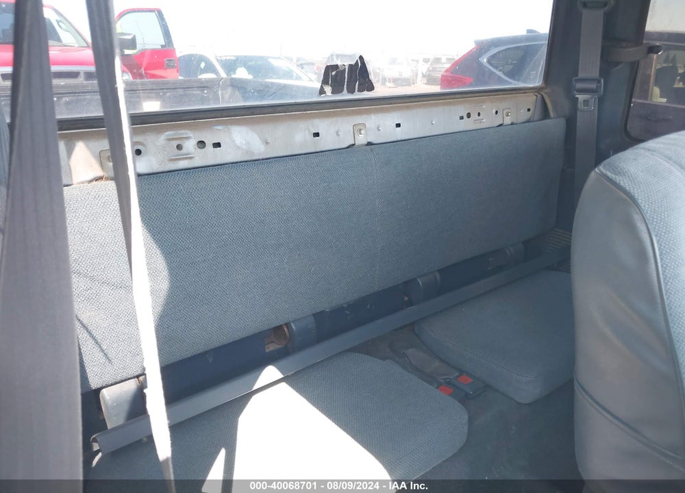 1989 TOYOTA PICKUP 1/2 TON EX LNG WHLBSE DLX VIN: JT4RN13P2K6009953
