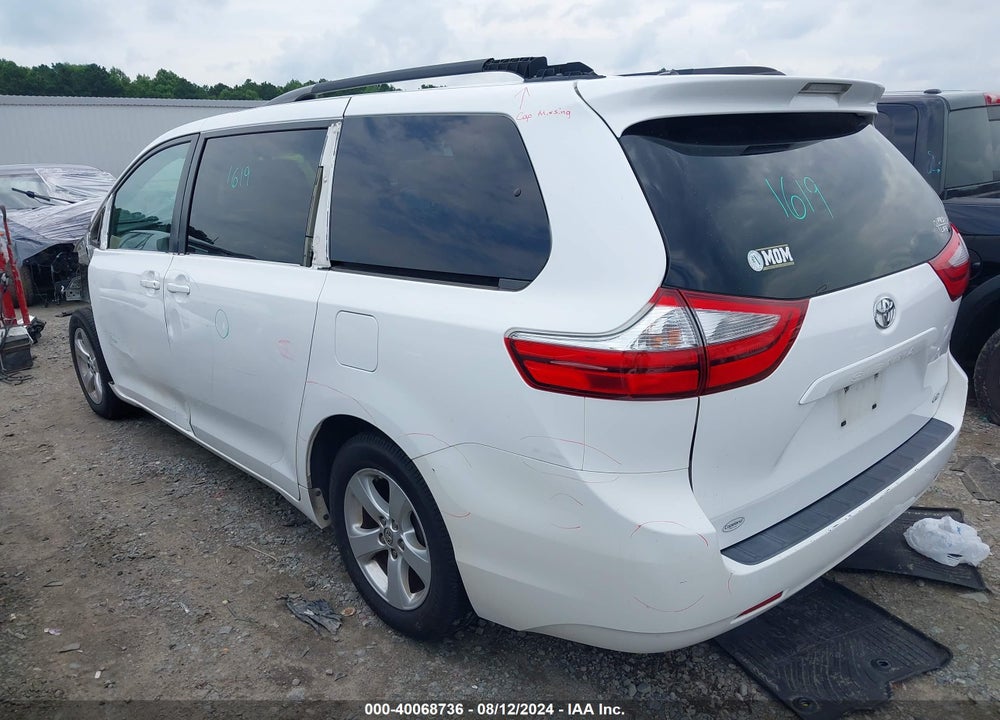 2015 TOYOTA SIENNA LE 8 PASSENGER VIN: 5TDKK3DC9FS629688