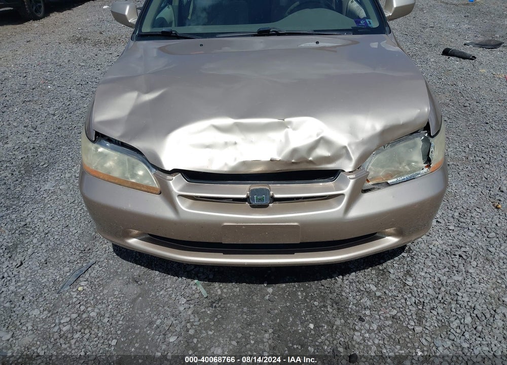 2000 HONDA ACCORD VIN: 1HGCG5679YA082926