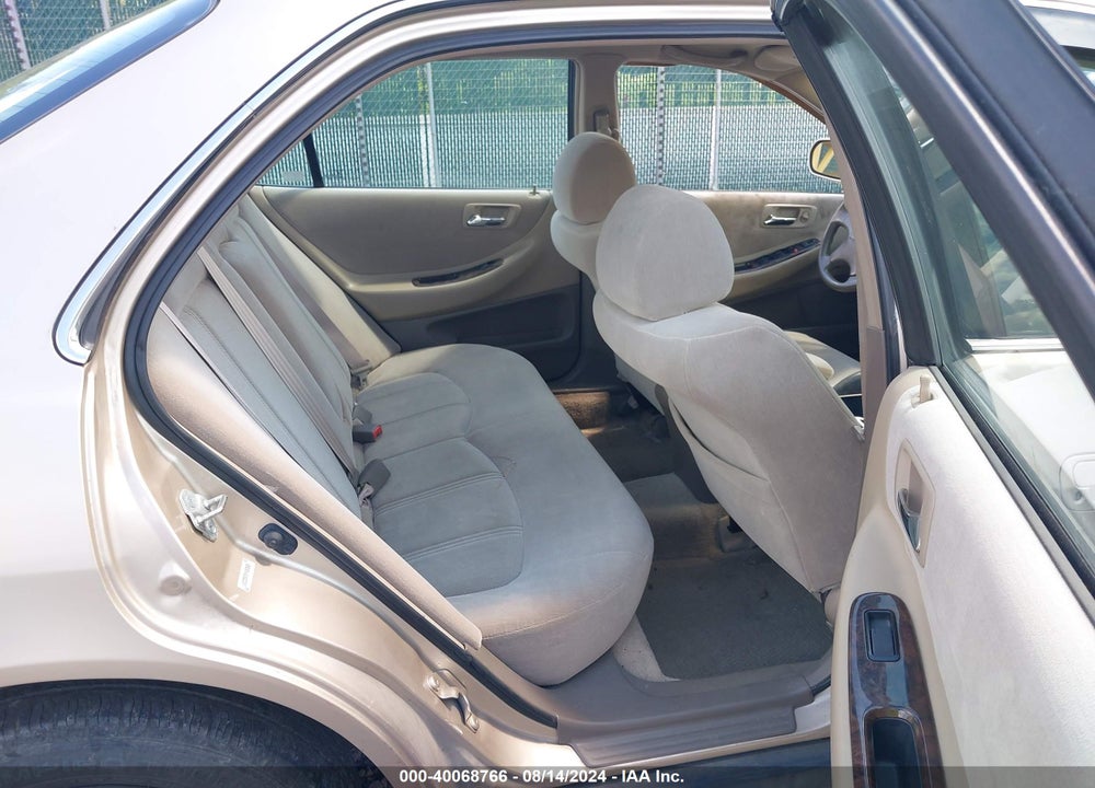 2000 HONDA ACCORD VIN: 1HGCG5679YA082926