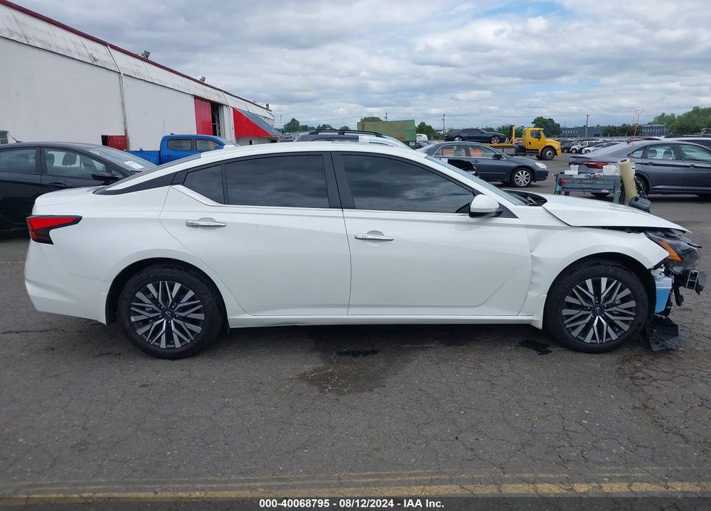 2024 NISSAN ALTIMA SV FWD VIN: 1N4BL4DV2RN330953