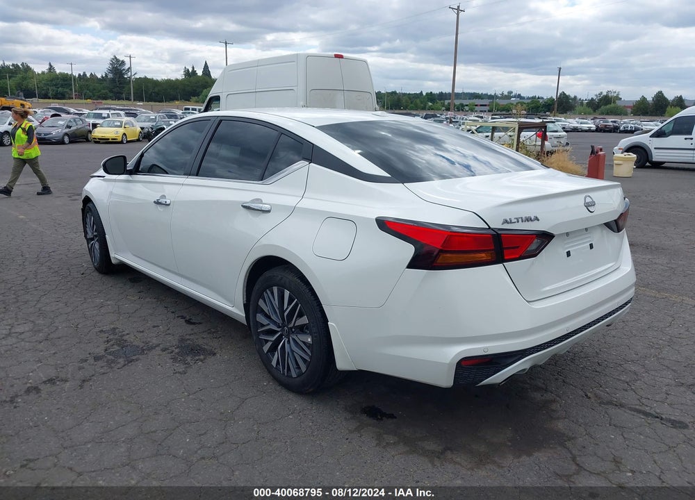 2024 NISSAN ALTIMA SV FWD VIN: 1N4BL4DV2RN330953