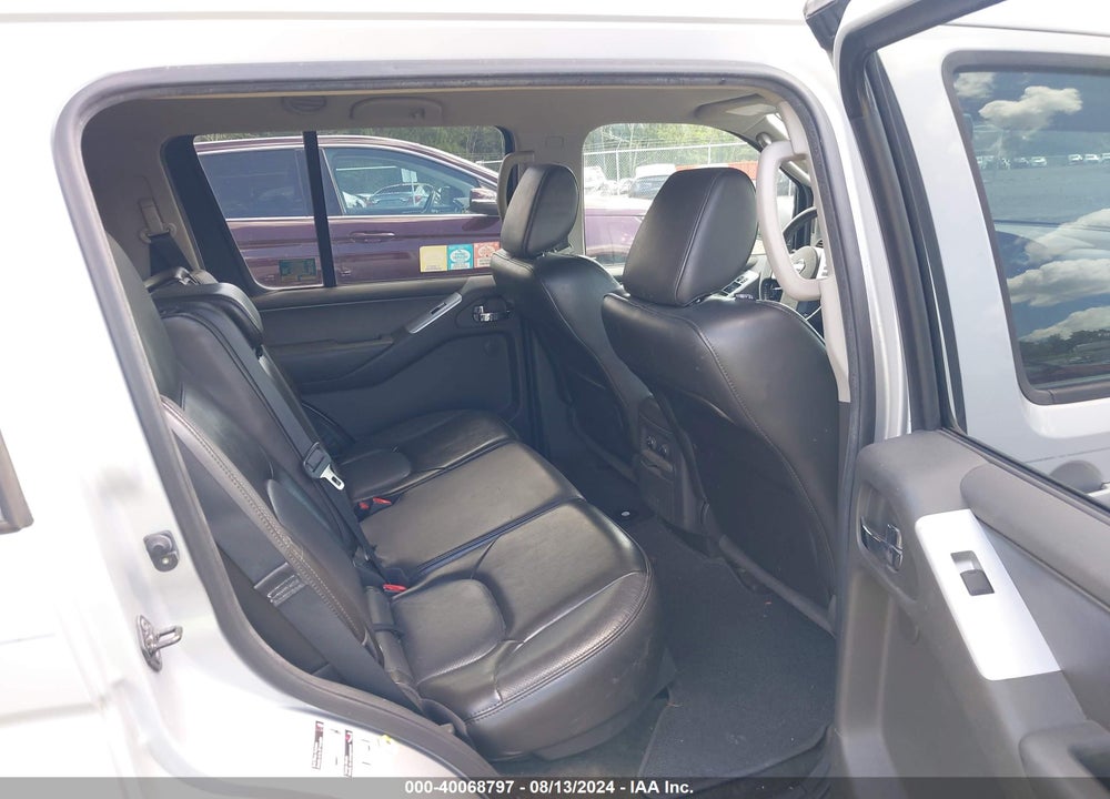 2012 NISSAN PATHFINDER SILVER VIN: 5N1AR1NB7CC606324