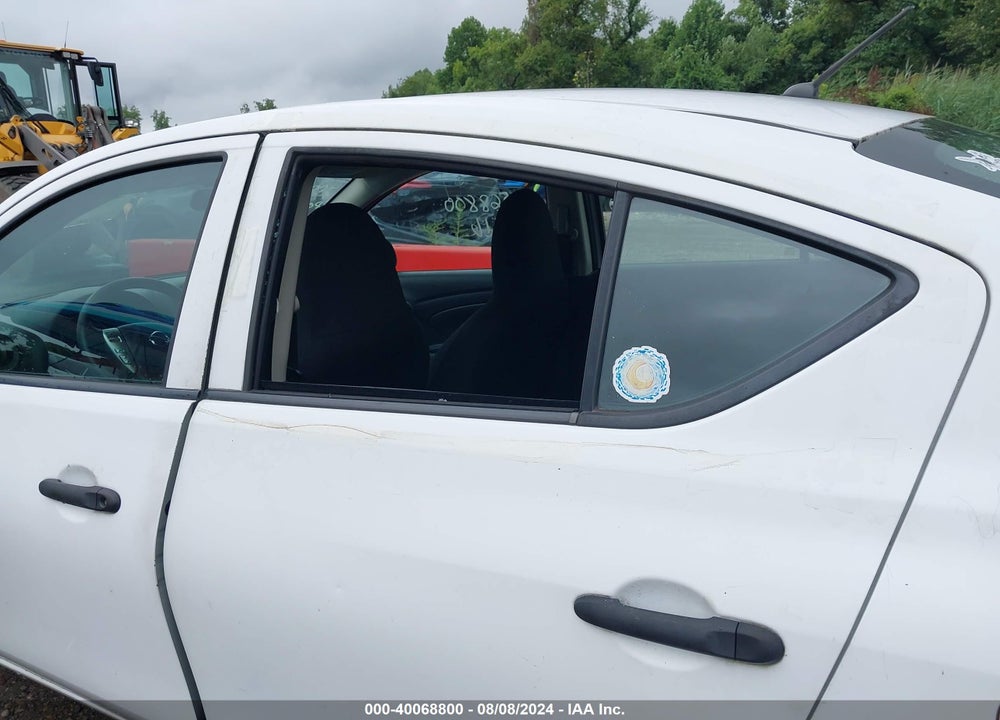 2015 NISSAN VERSA 1.6 S+ VIN: 3N1CN7APXFL933177
