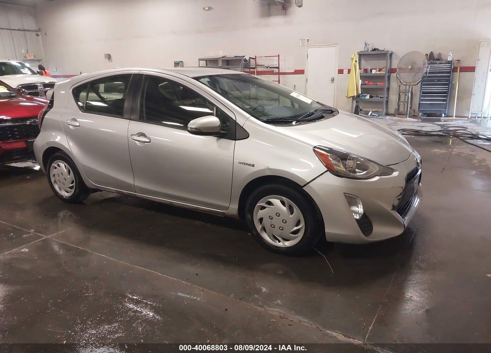 2016 TOYOTA PRIUS C TWO VIN: JTDKDTB33G1131529