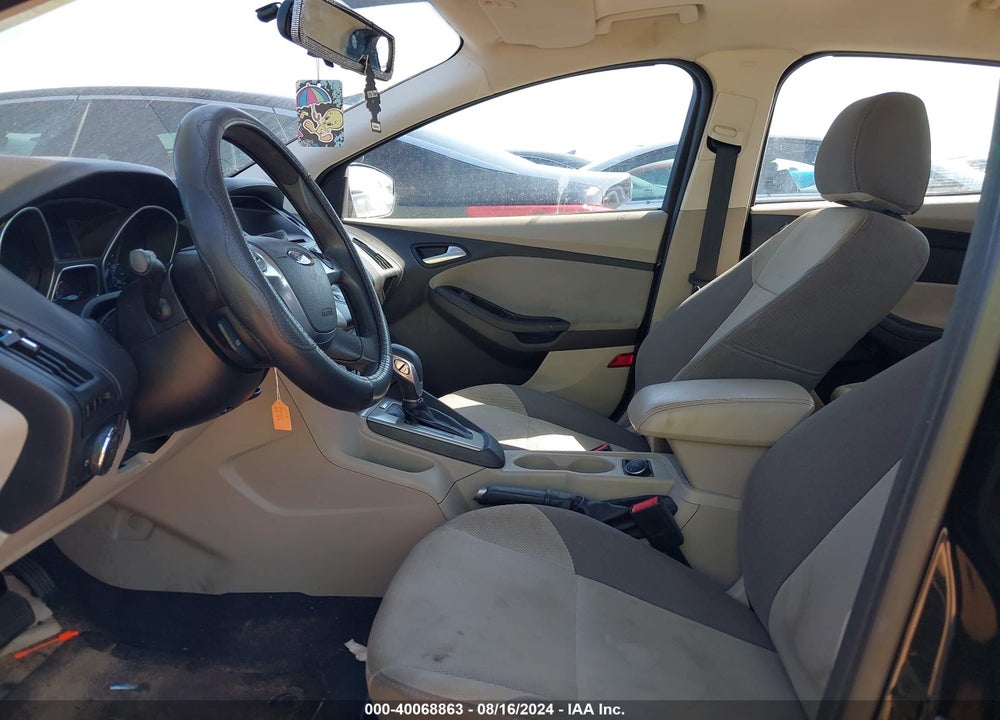 2014 FORD FOCUS SE VIN: 1FADP3F2XEL435059