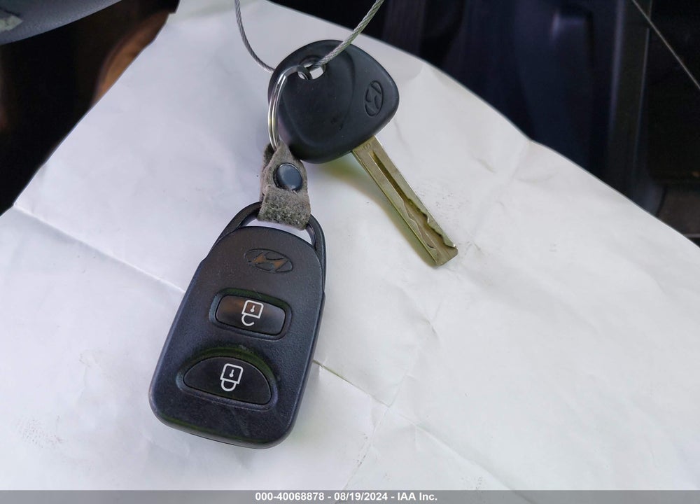 2012 HYUNDAI TUCSON GLS VIN: KM8JUCAC4CU447152