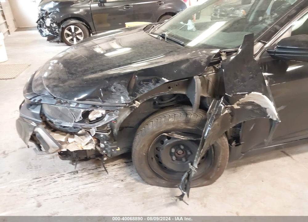 2019 HONDA CIVIC LX VIN: 19XFC2F63KE000707