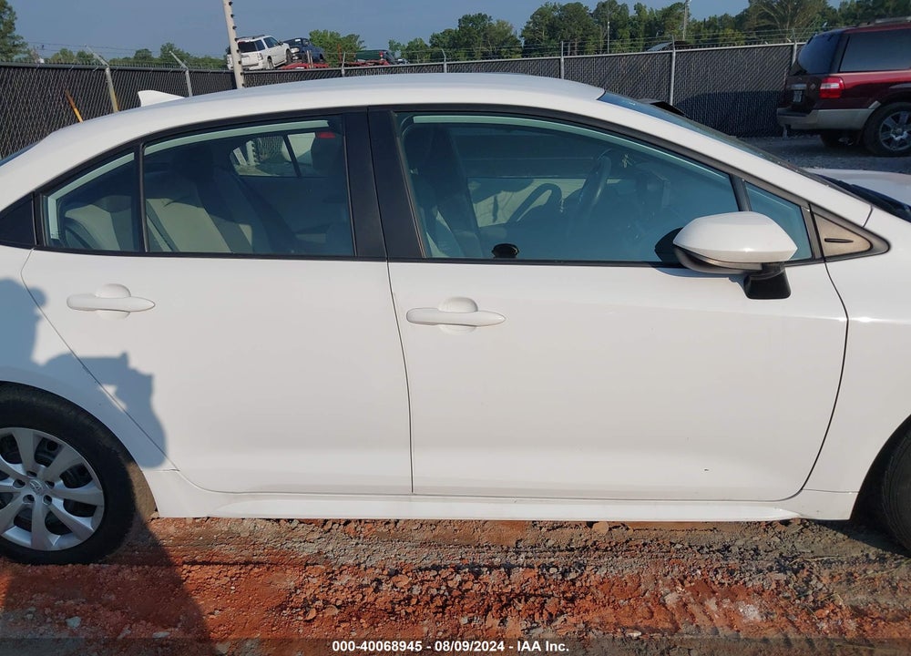 2022 TOYOTA COROLLA LE VIN: 5YFEPMAE6NP322304