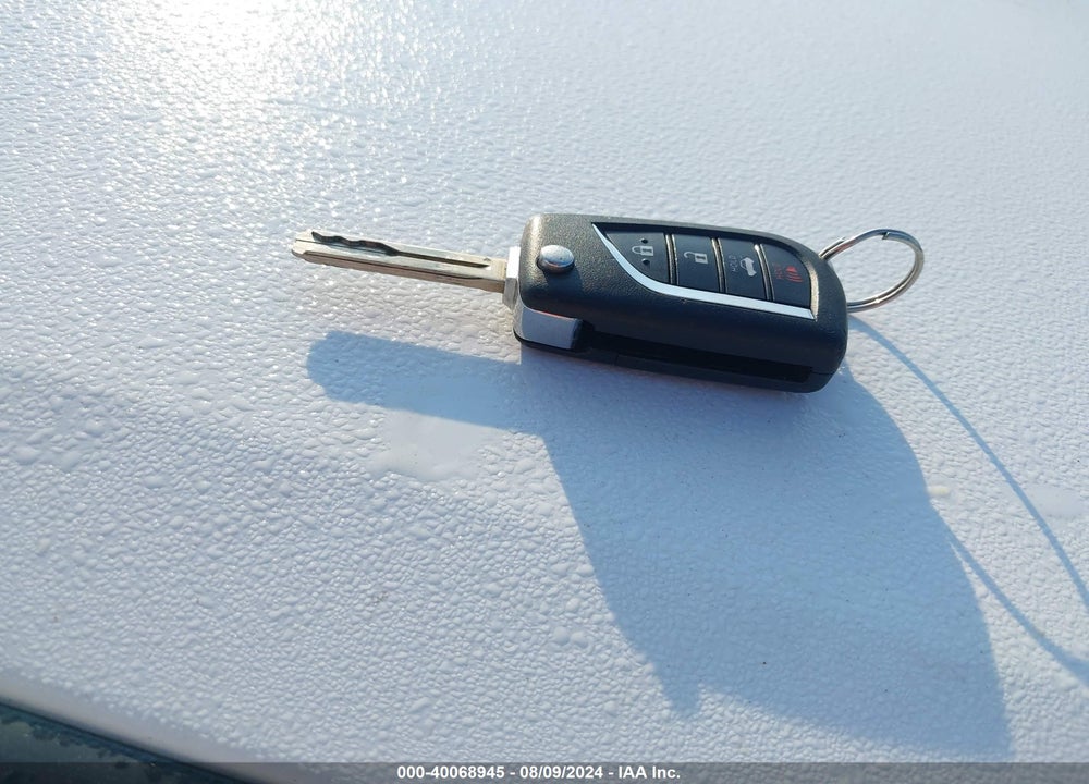 2022 TOYOTA COROLLA LE VIN: 5YFEPMAE6NP322304