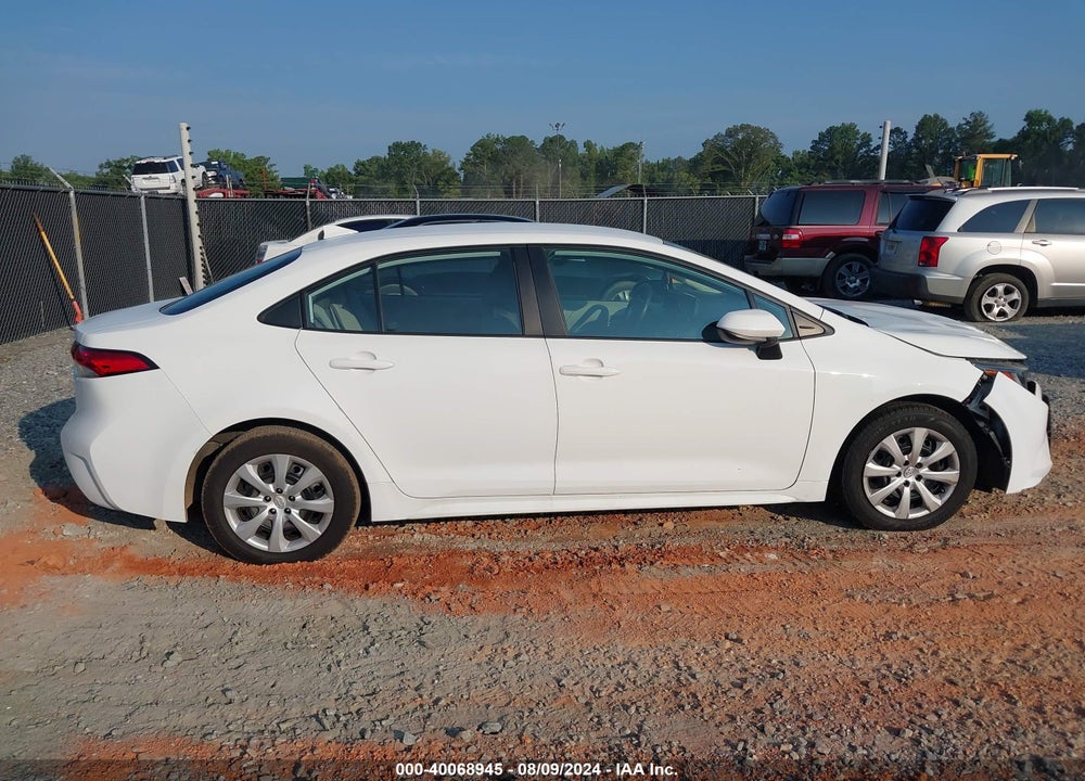 2022 TOYOTA COROLLA LE VIN: 5YFEPMAE6NP322304