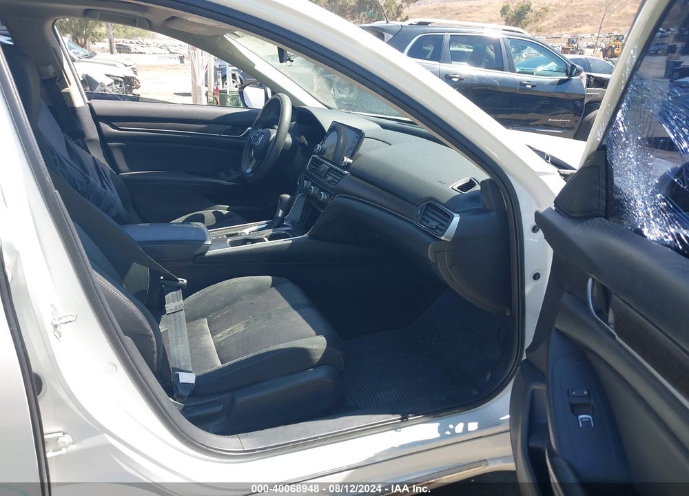 2018 HONDA ACCORD EX VIN: 1HGCV1F45JA205664