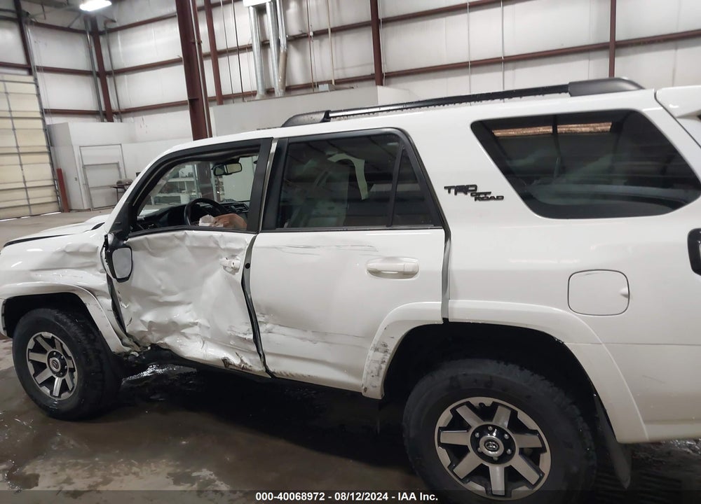 2022 TOYOTA 4RUNNER VIN: JTEPU5JR3N6001270