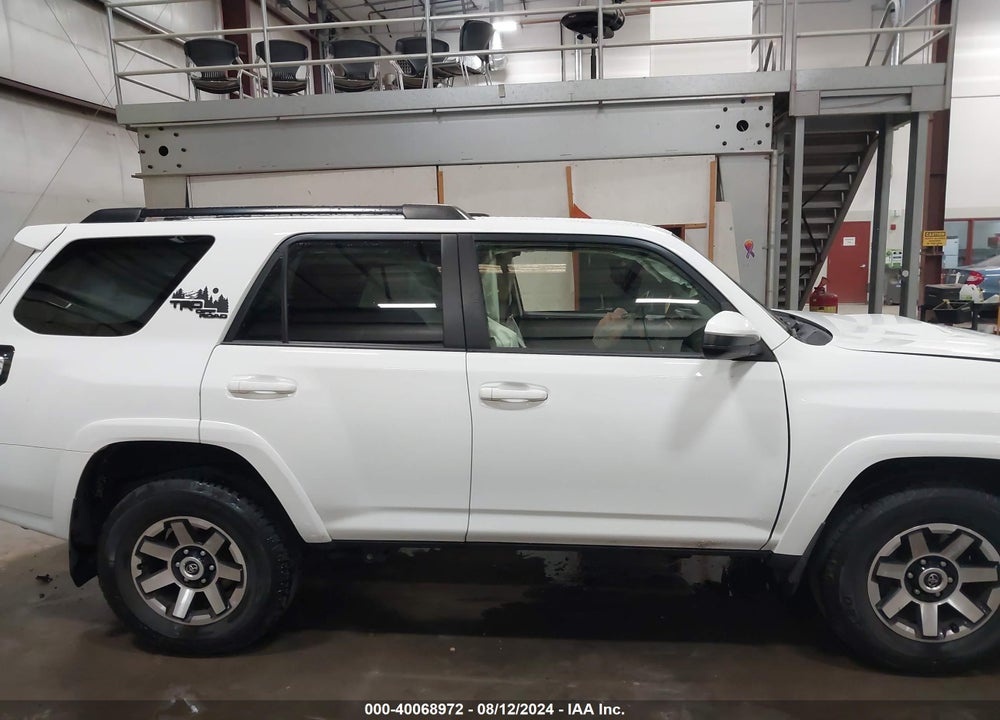 2022 TOYOTA 4RUNNER VIN: JTEPU5JR3N6001270