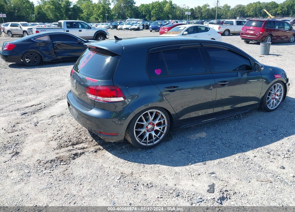 2011 VOLKSWAGEN GTI 4-DOOR/4-DOOR AUTOBAHN VIN: WVWGV7AJ2BW025112