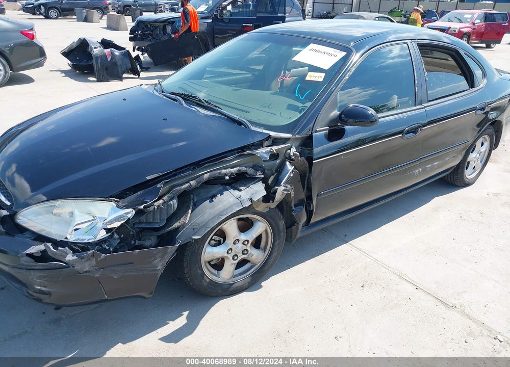 2002 FORD TAURUS VIN: 1FAFP55U42G267947
