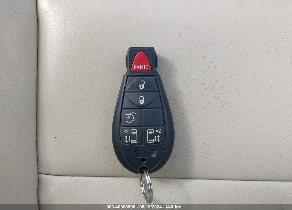 2010 VOLKSWAGEN ROUTAN SE VIN: 2V4RW3D14AR262756