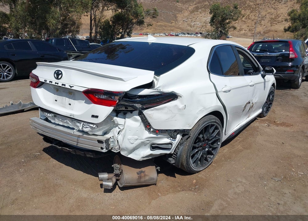 2021 TOYOTA CAMRY SE VIN: 4T1G11AK9MU488022