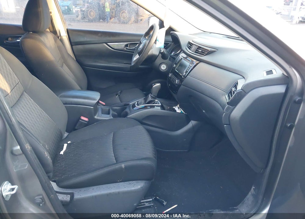 2018 NISSAN ROGUE S VIN: KNMAT2MT3JP581899