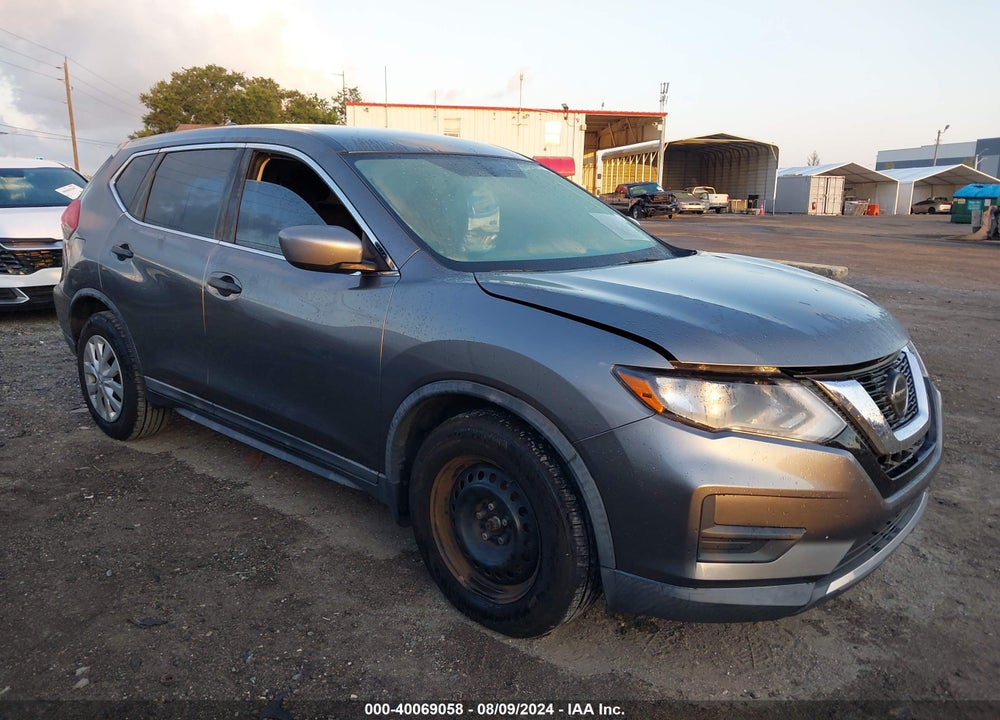 2018 NISSAN ROGUE S VIN: KNMAT2MT3JP581899