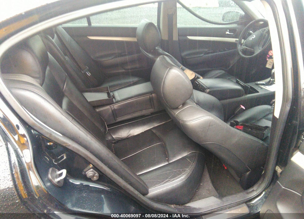 2007 INFINITI G35X VIN: JNKBV61F27M824406