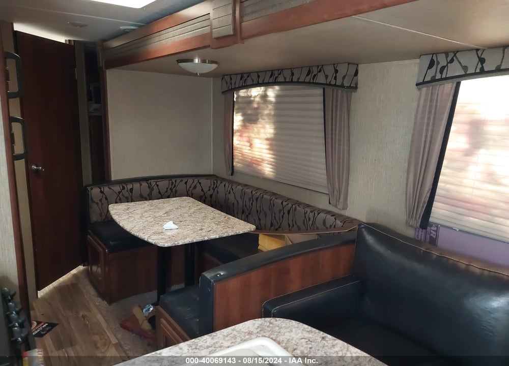 2017 KEYSTONE OTHER VIN: 4YDT25123HK416982