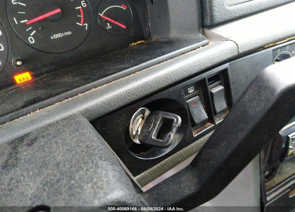 1995 VOLVO 940 VIN: YV1JW8313S1140511