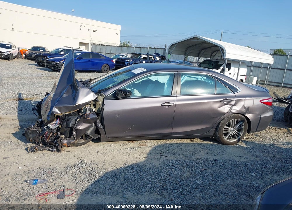 2017 TOYOTA CAMRY SE VIN: 4T1BF1FK9HU307902