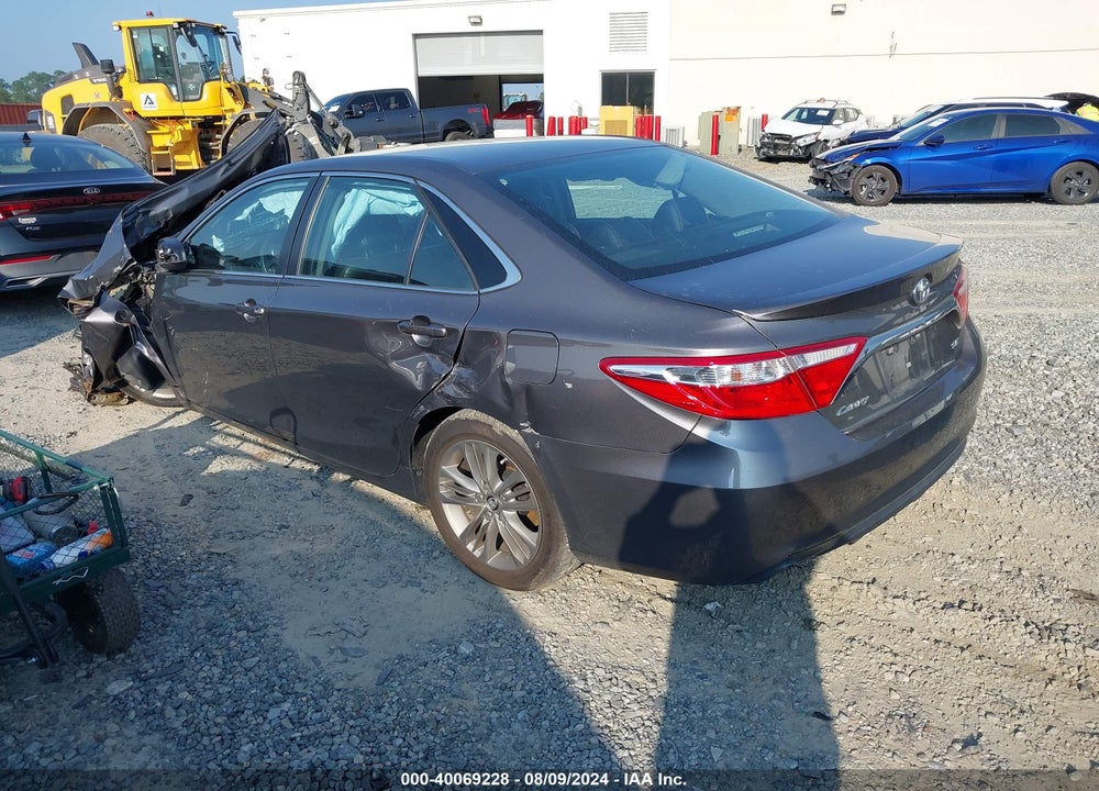 2017 TOYOTA CAMRY SE VIN: 4T1BF1FK9HU307902