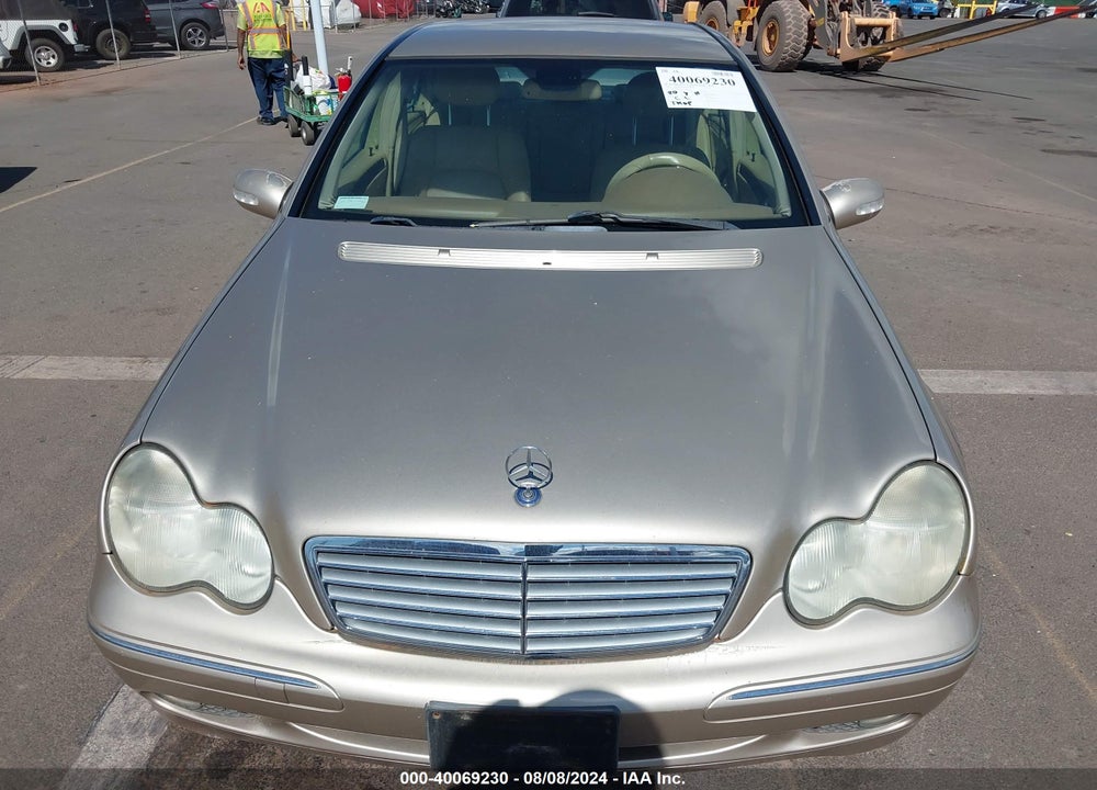 2003 MERCEDES-BENZ C 240 VIN: WDBRF61J73A400229