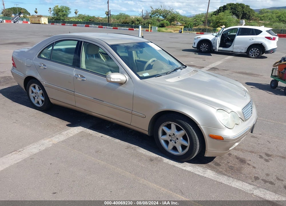 2003 MERCEDES-BENZ C 240 VIN: WDBRF61J73A400229