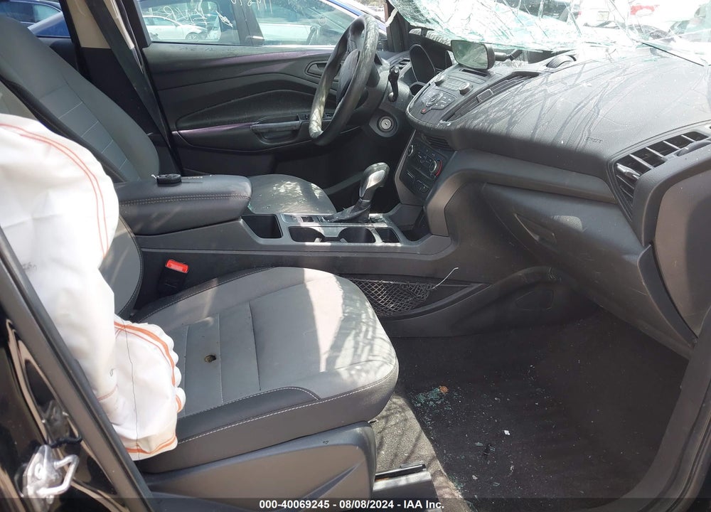 2017 FORD ESCAPE S VIN: 1FMCU0F71HUE89000