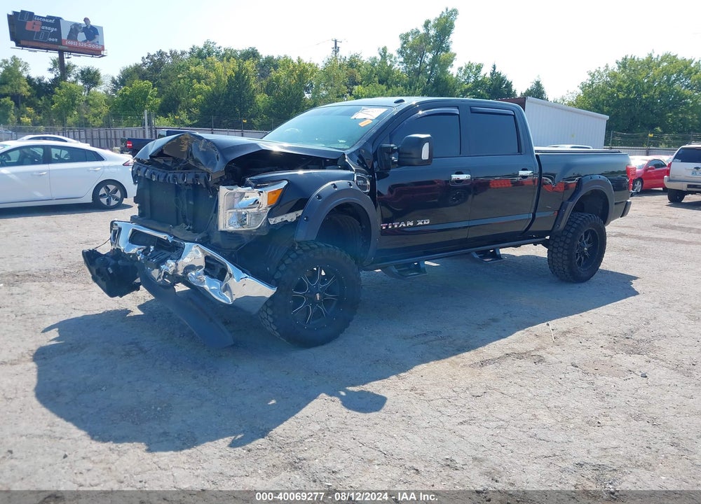2017 NISSAN TITAN XD SV GAS VIN: 1N6AA1F40HN552532