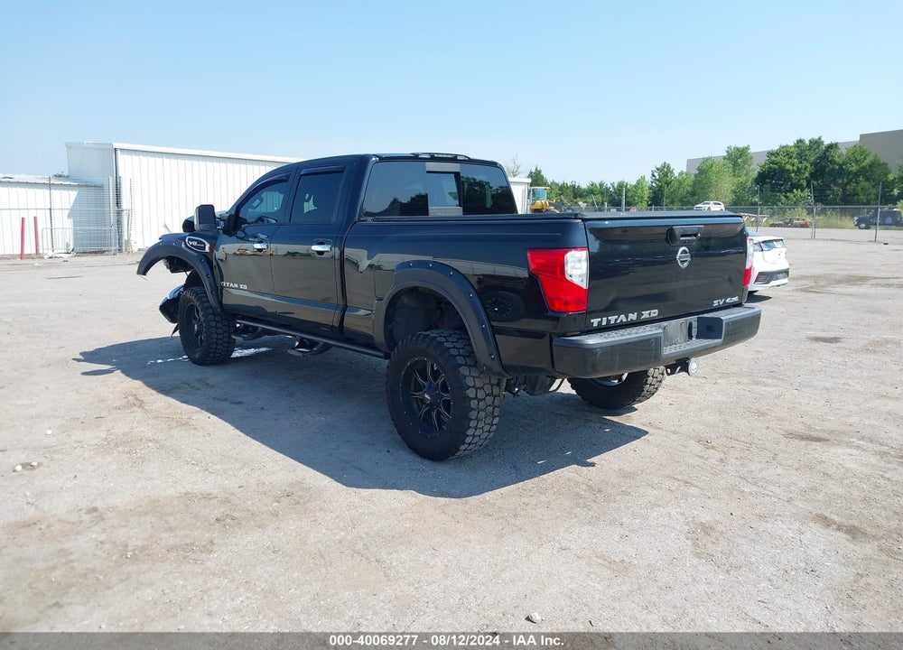 2017 NISSAN TITAN XD SV GAS VIN: 1N6AA1F40HN552532