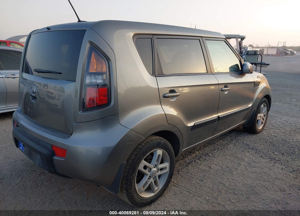 2011 KIA SOUL VIN: KNDJT2A26B7213164