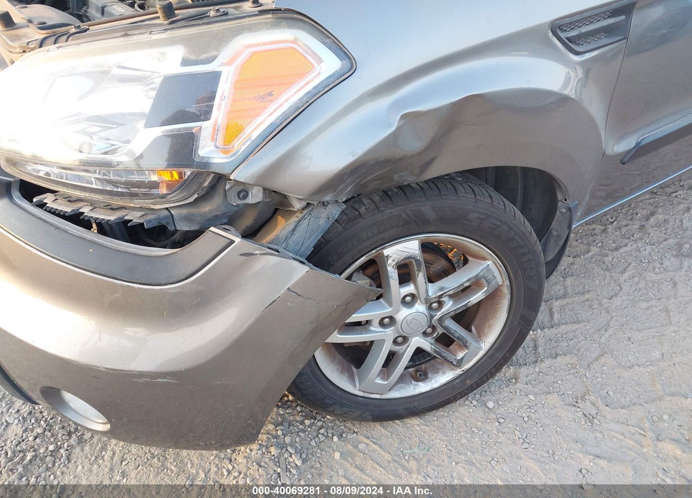 2011 KIA SOUL VIN: KNDJT2A26B7213164