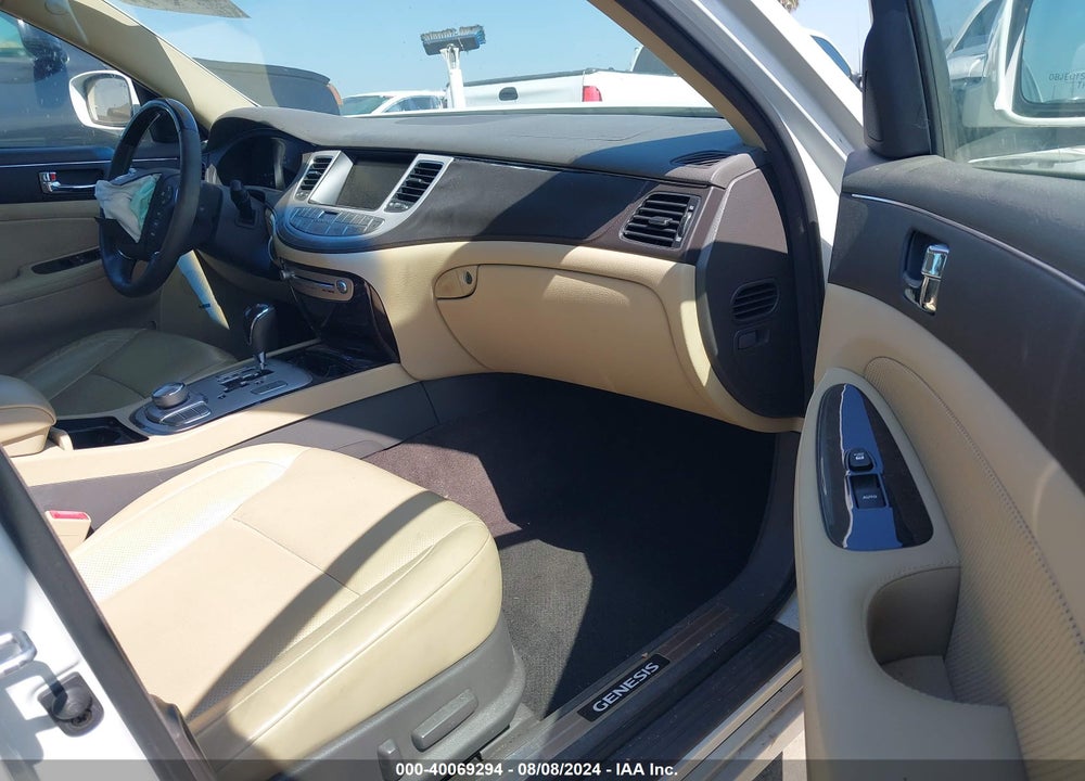 2009 HYUNDAI GENESIS 4.6 VIN: KMHGC46F19U059987