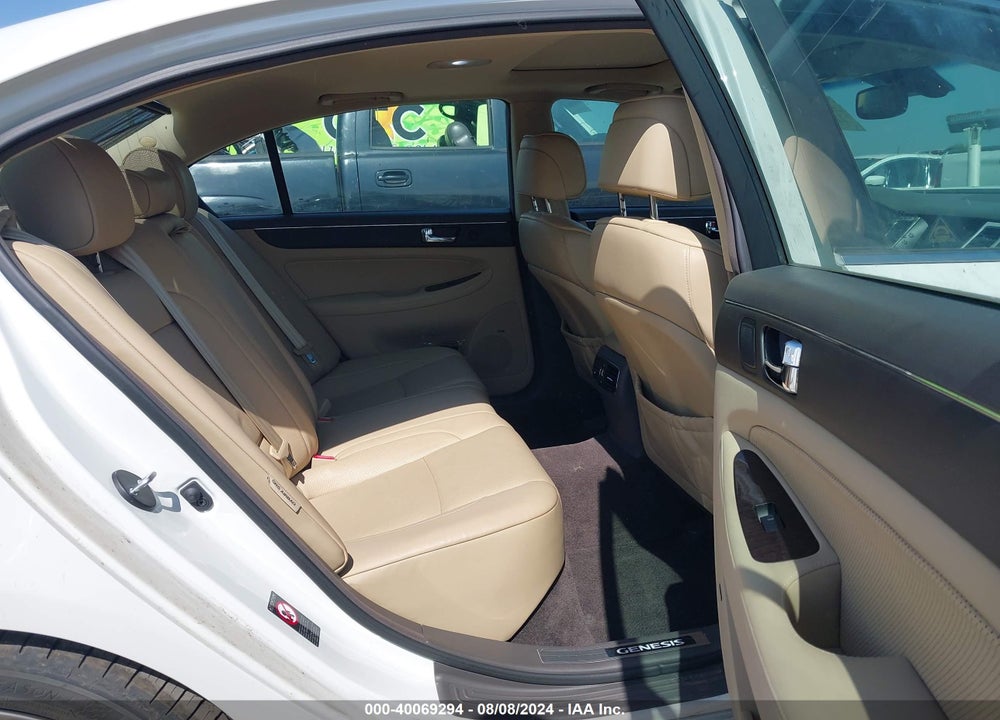 2009 HYUNDAI GENESIS 4.6 VIN: KMHGC46F19U059987