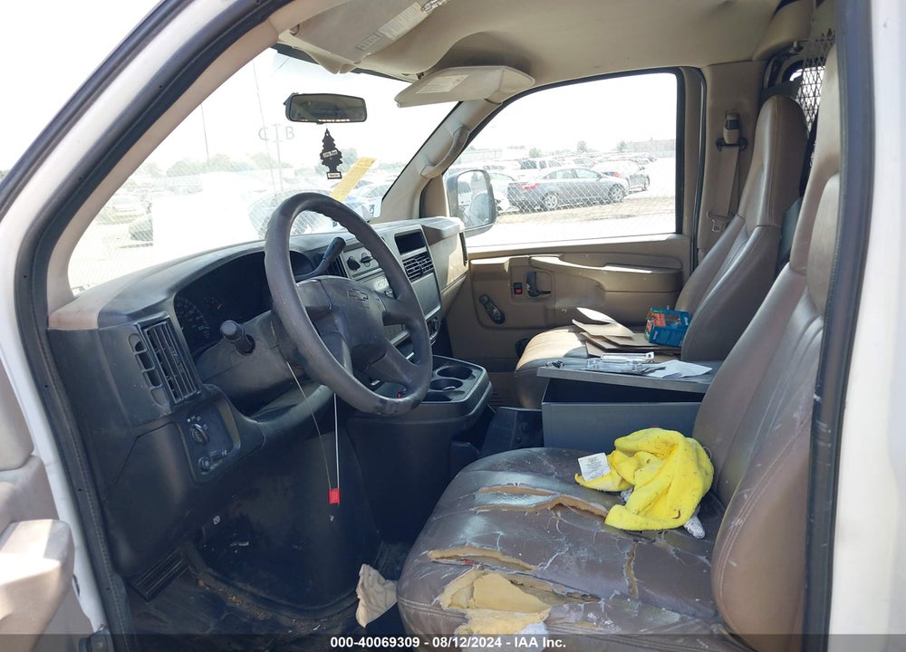 2005 CHEVROLET EXPRESS VIN: 1GCFG15XX51190067