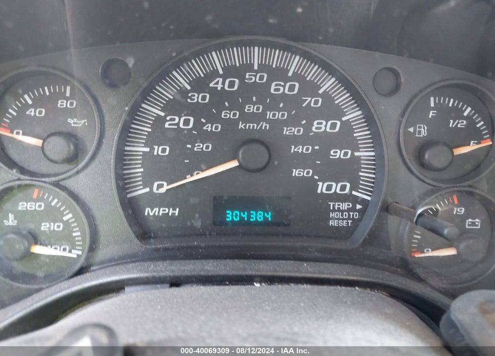 2005 CHEVROLET EXPRESS VIN: 1GCFG15XX51190067