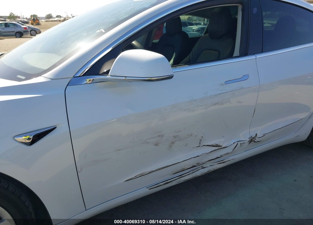 2019 TESLA MODEL 3 LONG RANGE/PERFORMANCE VIN: 5YJ3E1EB8KF469341