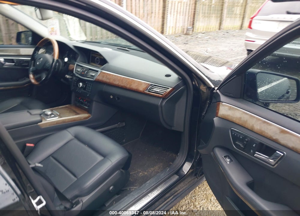 2010 MERCEDES-BENZ E 350 4MATIC VIN: WDDHF8HB7AA145429