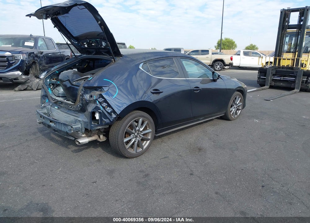 2022 MAZDA 3 SELECT VIN: JM1BPAKL1N1503524