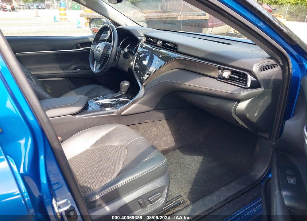 2019 TOYOTA CAMRY XSE VIN: 4T1B61HK2KU220993